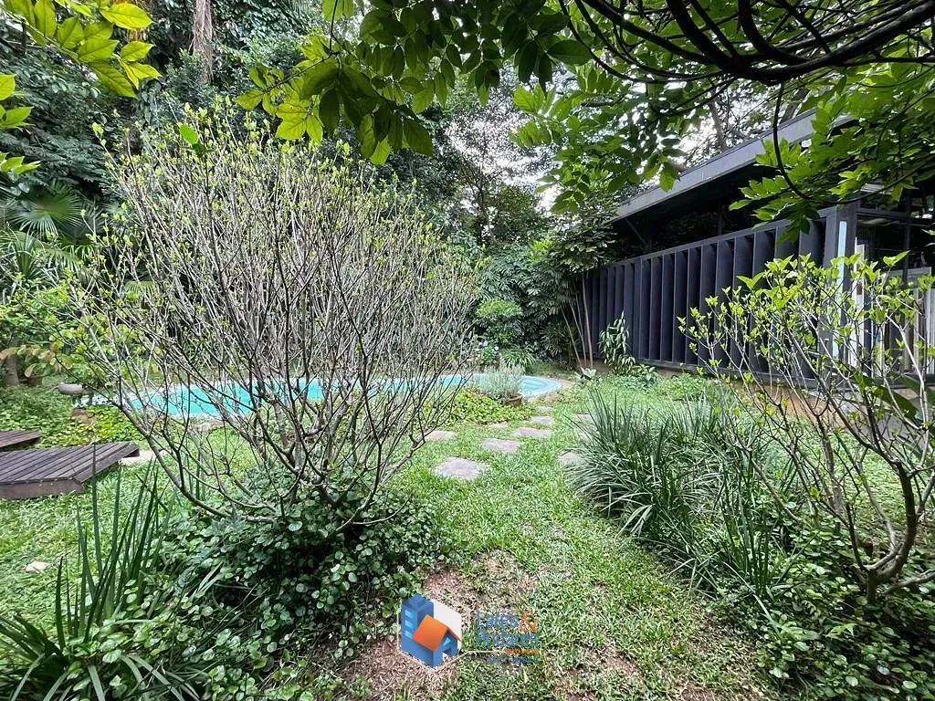 Imagem Casa para venda em Real Parque com 2 quartos, sendo 2 suítes, 293m²