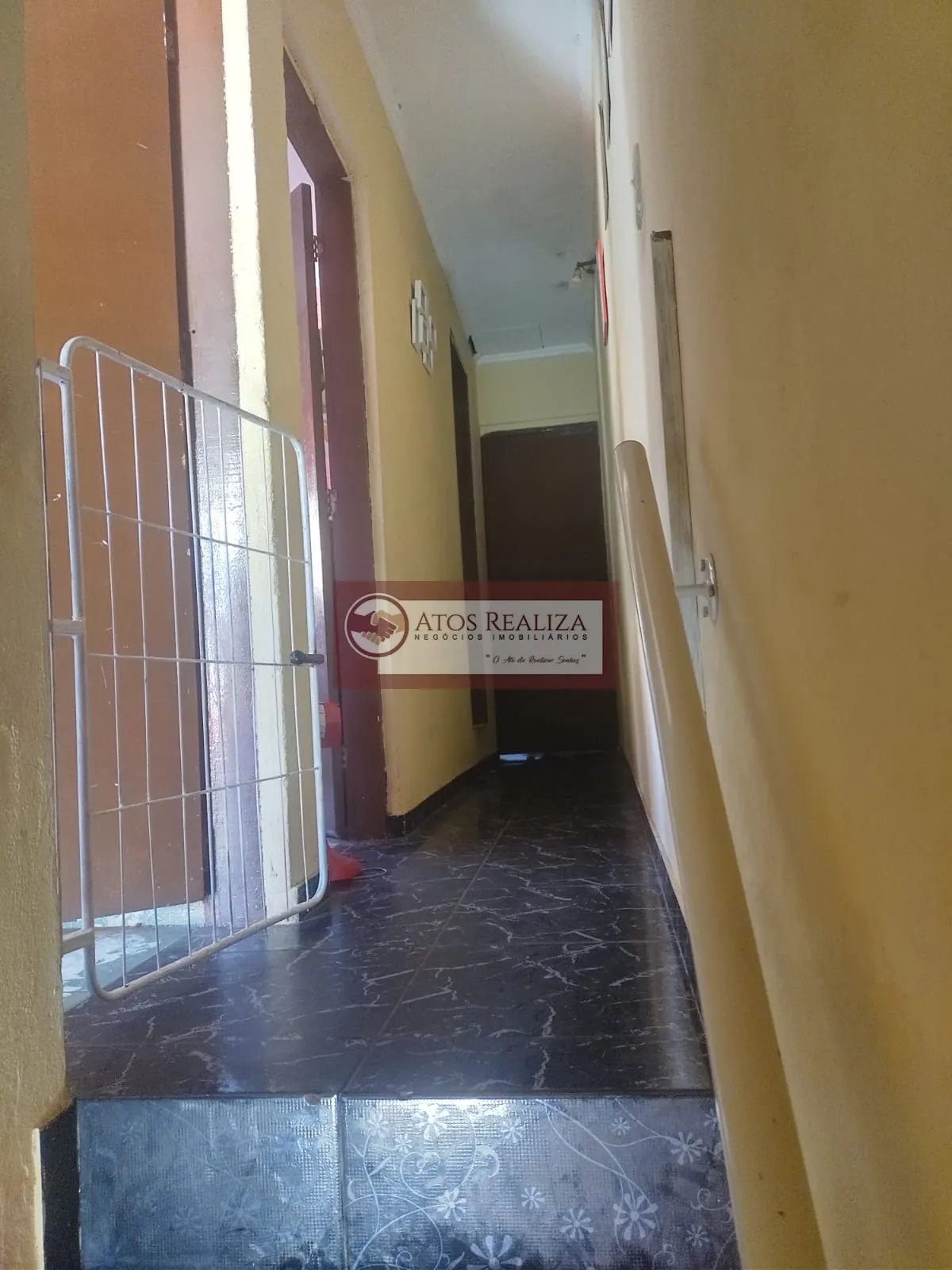 Imagem Vendo Oportunidades no Jardim Itatiaia - São Paulo: 3 dormitórios, 2 banheiros, sacada, quintal, 3 vagas, por R$190.000, Apenas venda, (Aceita carro como parte do pagamento)