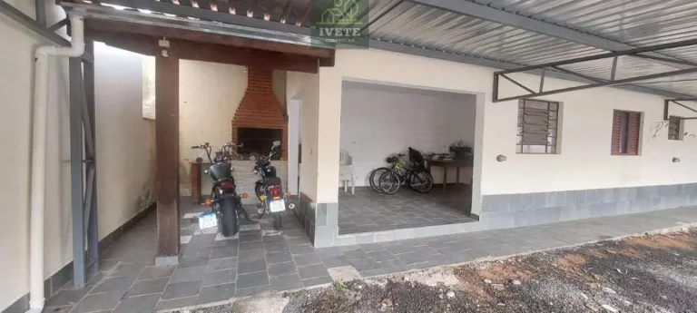 Imagem Socorro SP Sobrado a Venda Localizada na Cidade de Lindóia SP