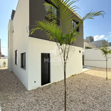 Imagem Casa no Lot. Champs Elysee | Amizade | 4 suítes | 248m²