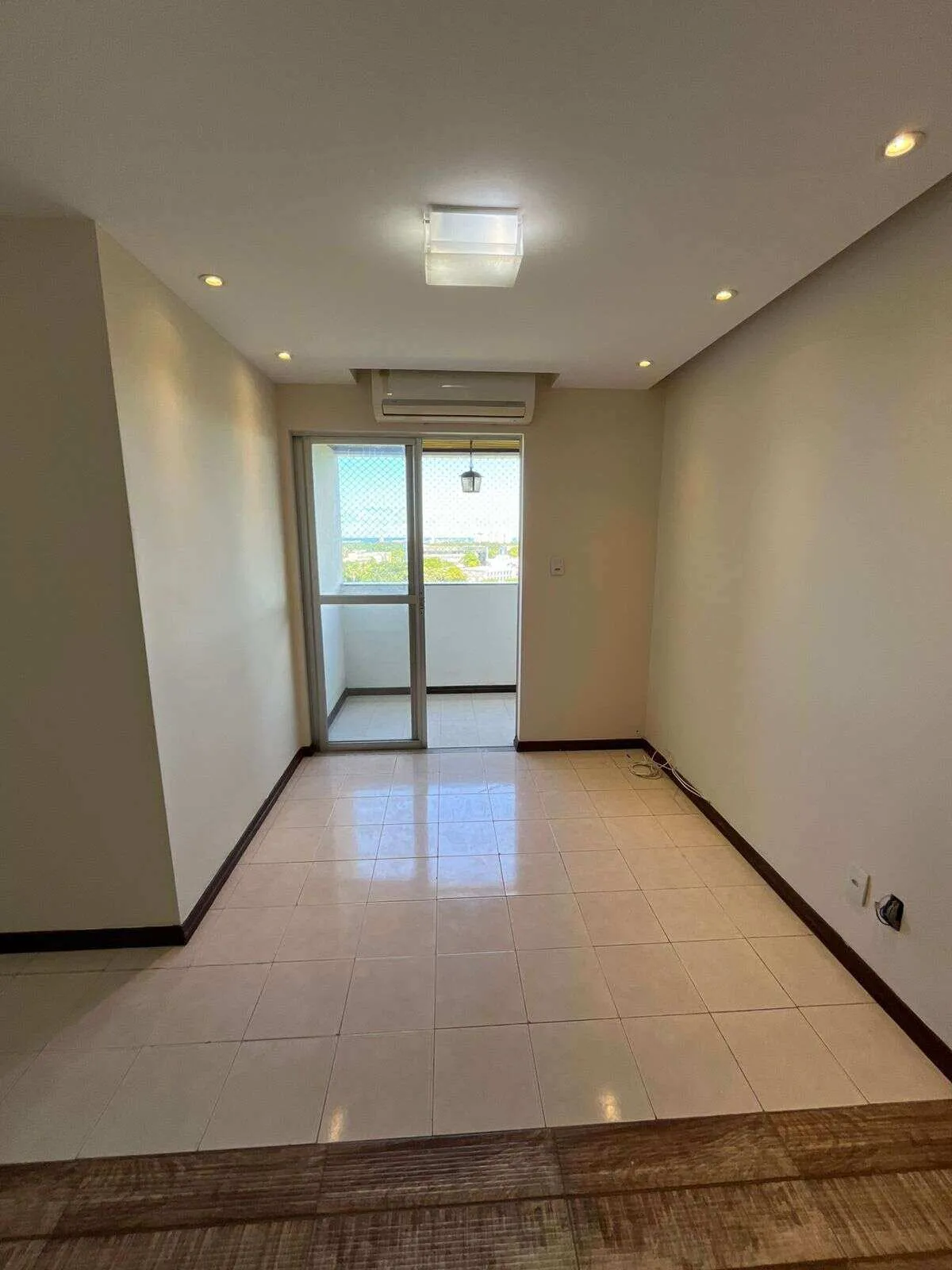 Imagem Apartamento à venda em Salvador, São Rafael, com 3 quartos, 77m2
