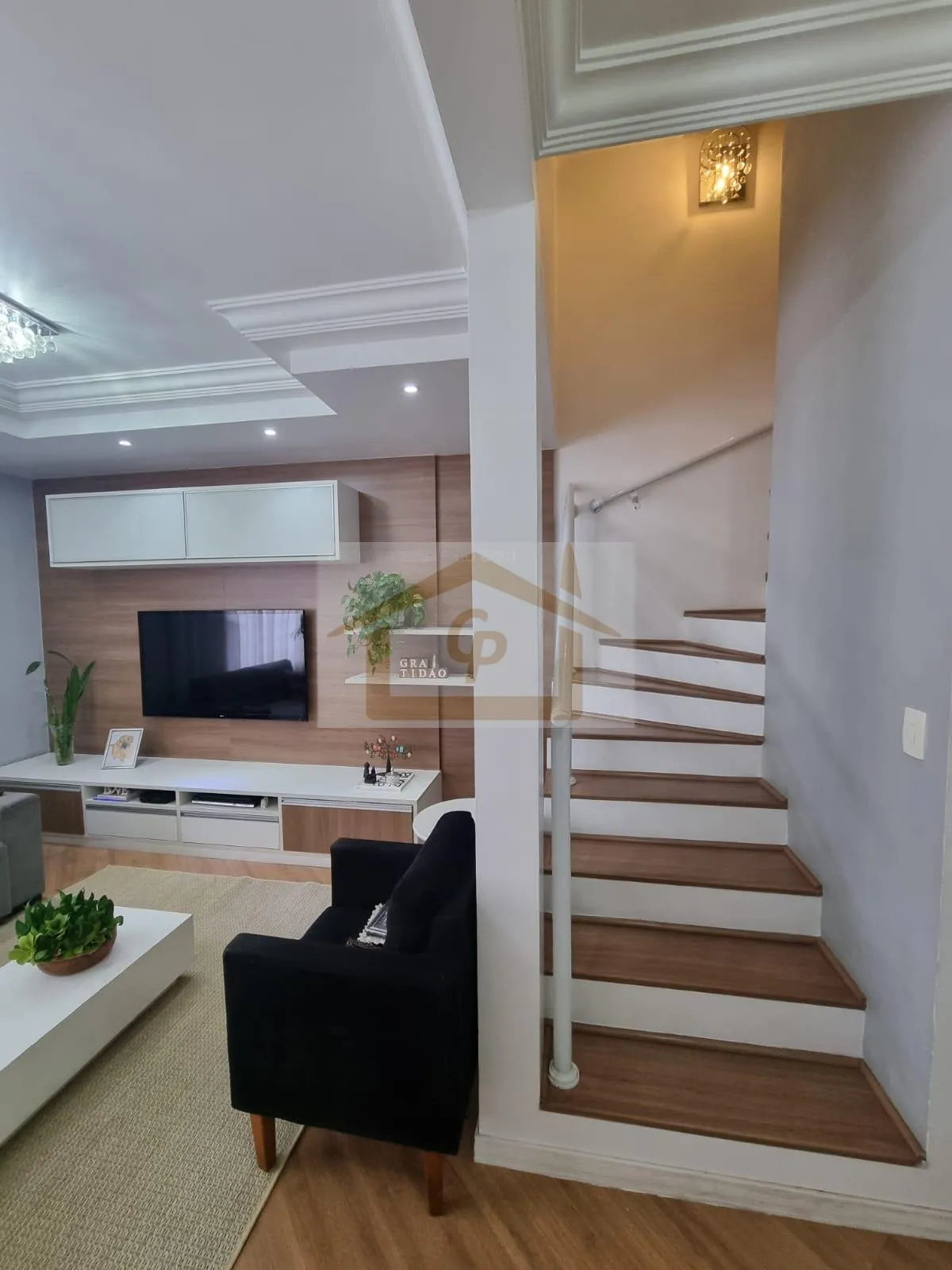 Imagem Casa em Condomínio na Granja Viana - Conforto, Praticidade e Excelente Localização