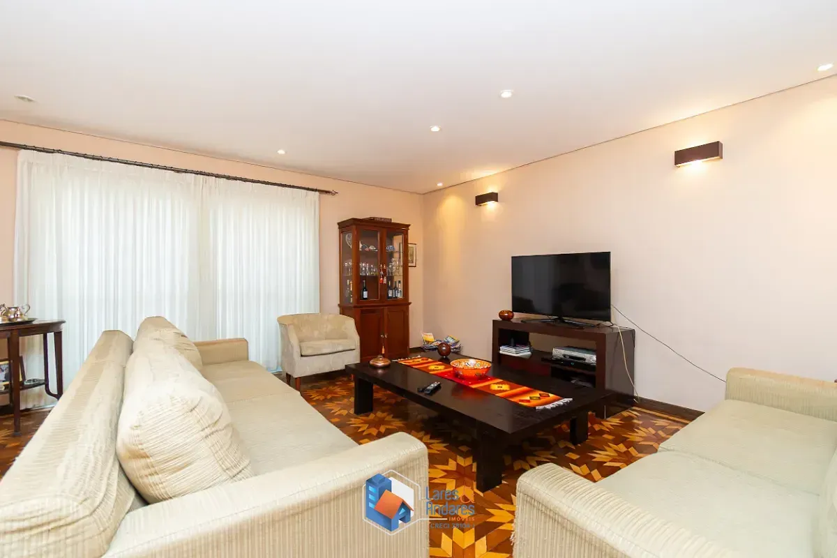 Imagem Casa para venda em Jardim da Saúde com 3 quartos, sendo 1 suíte, 350m²