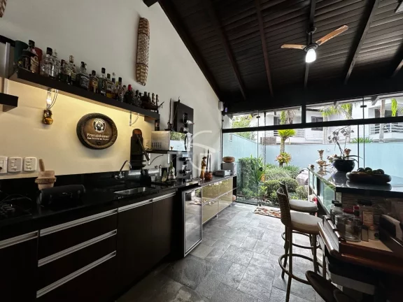 Imagem CASA RESIDENCIAL em JOINVILLE - SC, AMÉRICA