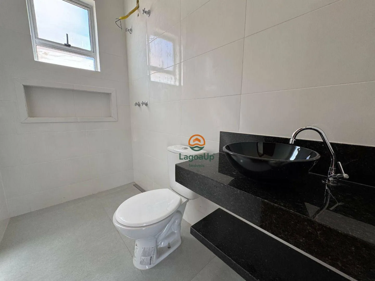 Imagem Casa com 4 dormitórios à venda, 186 m² por R$ 1.300.000 - Condomínio Quintas do Altíssimo - Lagoa Santa/MG