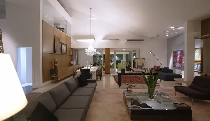 Imagem Casa com 5 Quartos à Venda, 1.600 m² em De Lourdes - Fortaleza