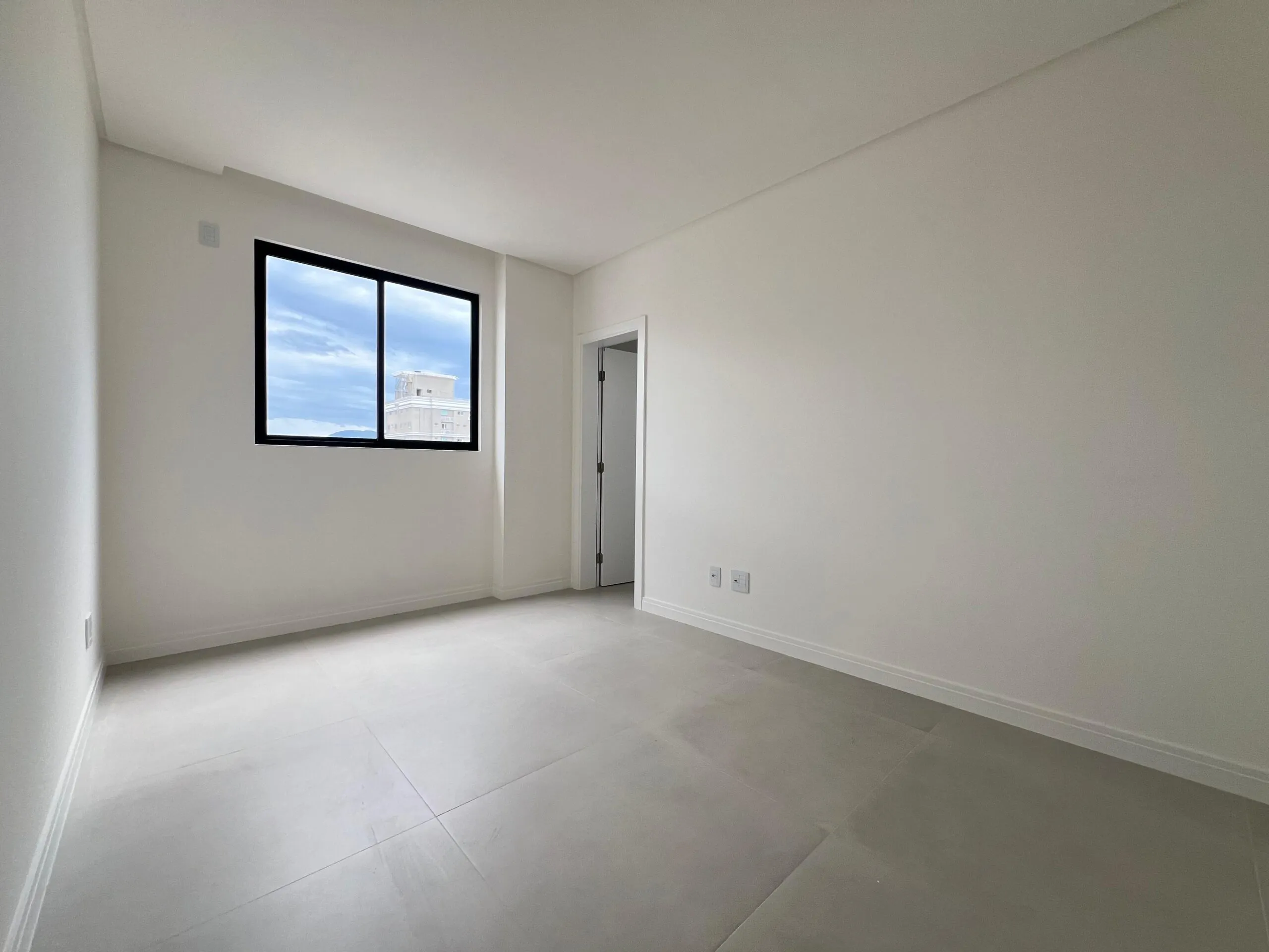 Imagem Apartamento à venda com 118m2 por R$ 1.810.000,00