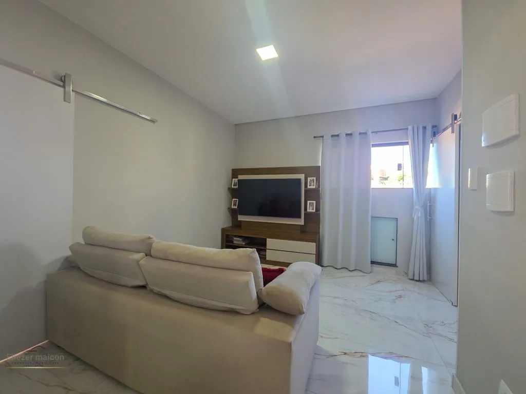 Imagem Casa com 3 quartos a venda no bairro Santa Ângela em Poços de Caldas - MG