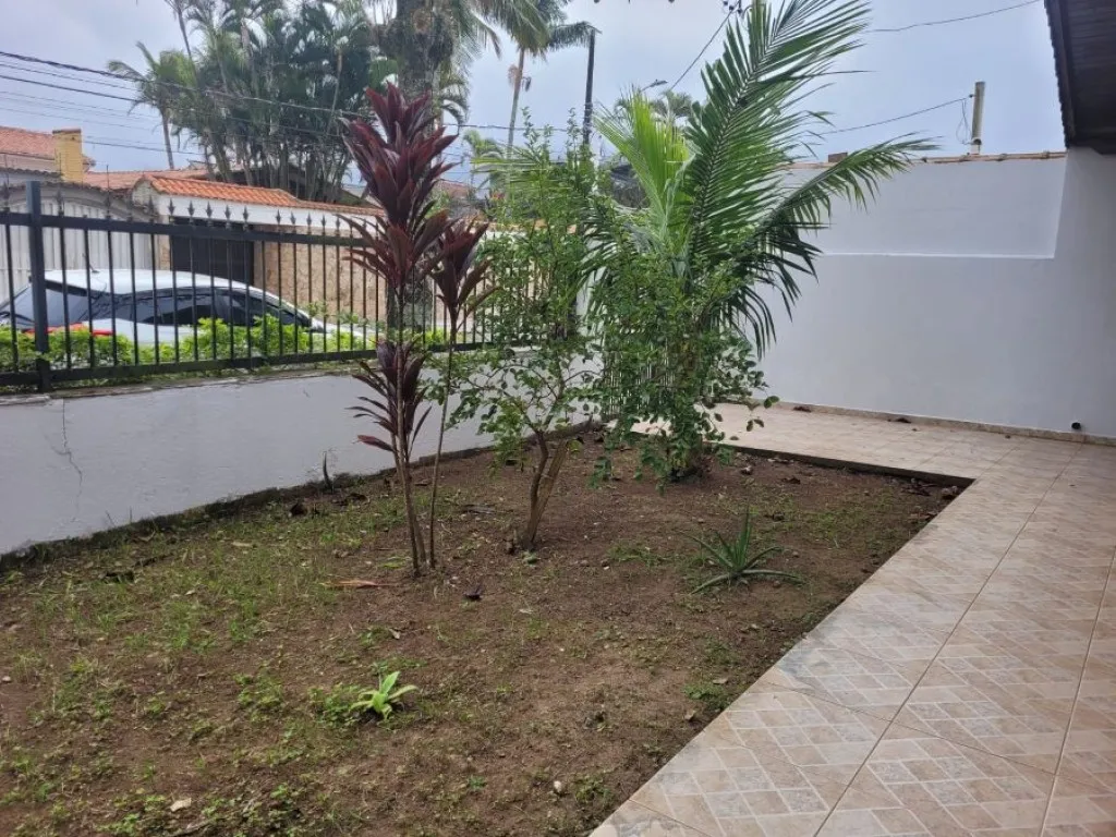 Imagem CASA COM 190,00 m² - FLÓRIDA - PRAIA GRANDE SP