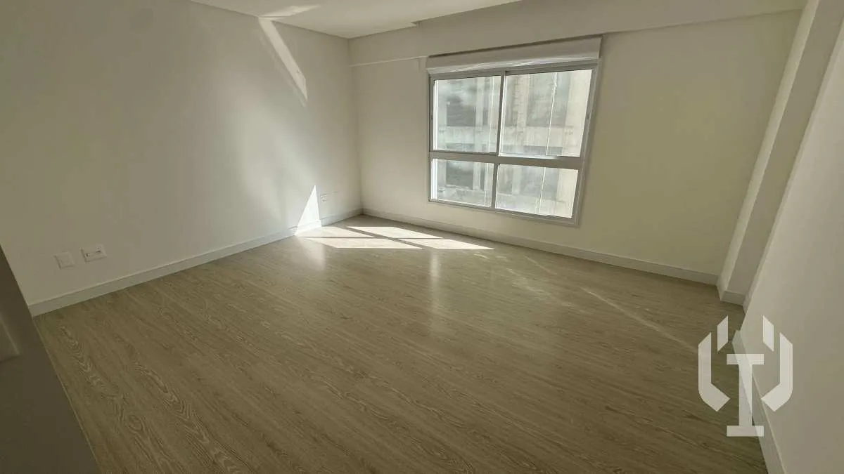 Imagem Apartamento à venda, no Grand Provence em Itapema, Meia Praia, com 4 quartos, 179,50m2