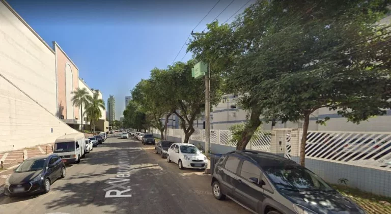 Imagem Oportunidade! Apartamento Térreo 3 quartos na Aparecida em Santos ao lado do Shopping