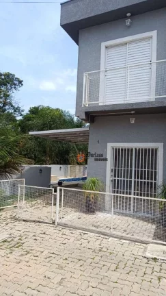 Imagem Sobrado com 2 dormitórios à venda, 80 m² por R$ 440.000,00 - Jardim Santo Antônio - Atibaia/SP