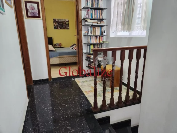 Imagem Sobrado à venda no Bairro Estuário em Santos com 3 suítes, 2 vagas por R$960.000,00