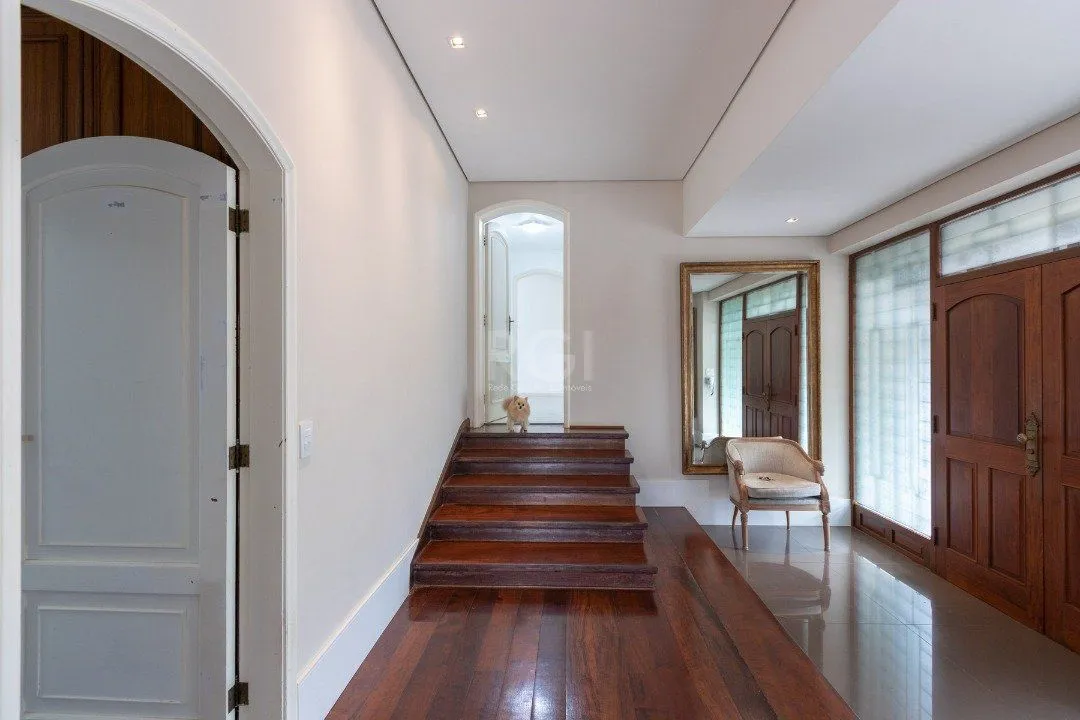 Imagem Casa para Venda - 800m², 3 dormitórios, sendo 3 suites, 4 vagas - Vila Assunção