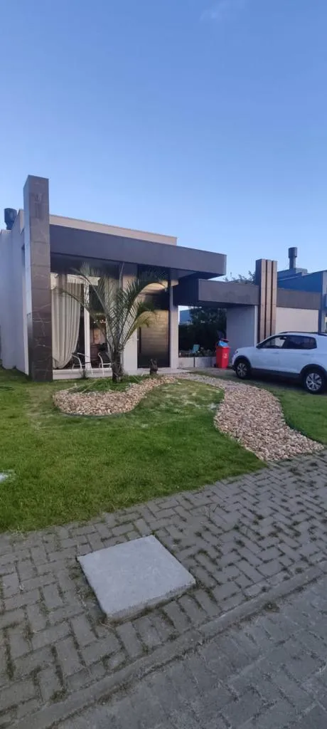 Imagem Casa em Condominio 4 Dormitórios - Bairro Dubai