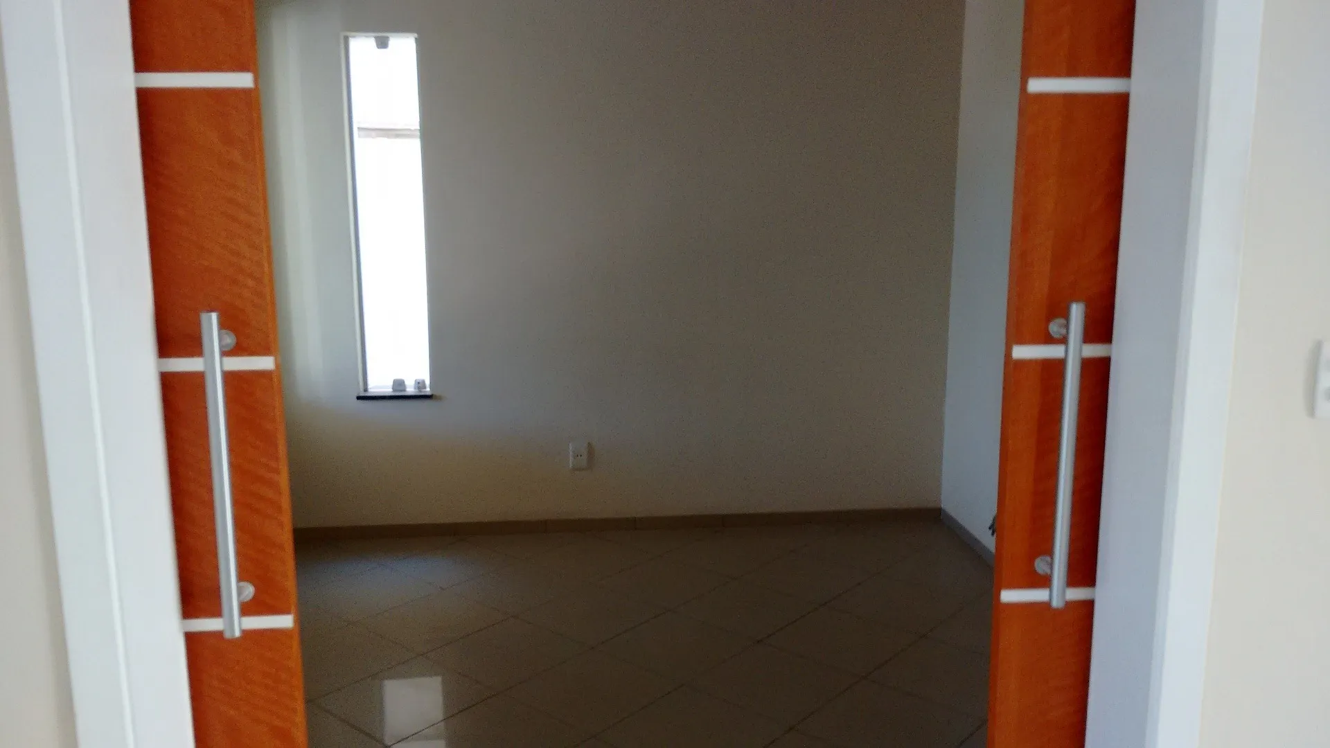 Imagem Casa de alto padrão à venda ou locação no Villa dos Inglezes, Sorocaba, com 3 suítes, piscina, 265 m² e terreno de 260 m²