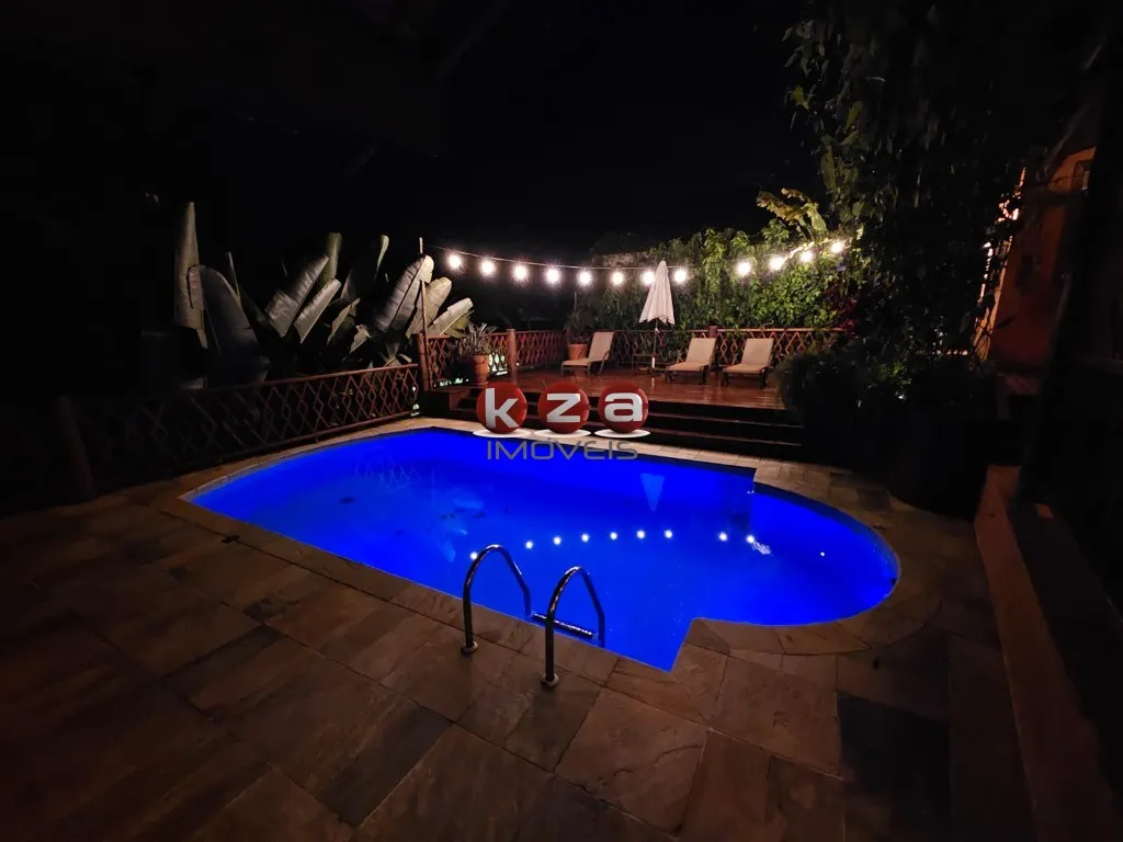 Imagem Casa de luxo em condomínio à venda em Guarujá-SP, Praia de Taguaiba: 6 quartos, 6 suítes, 3 salas, 8 banheiros, 4 vagas, 300m².