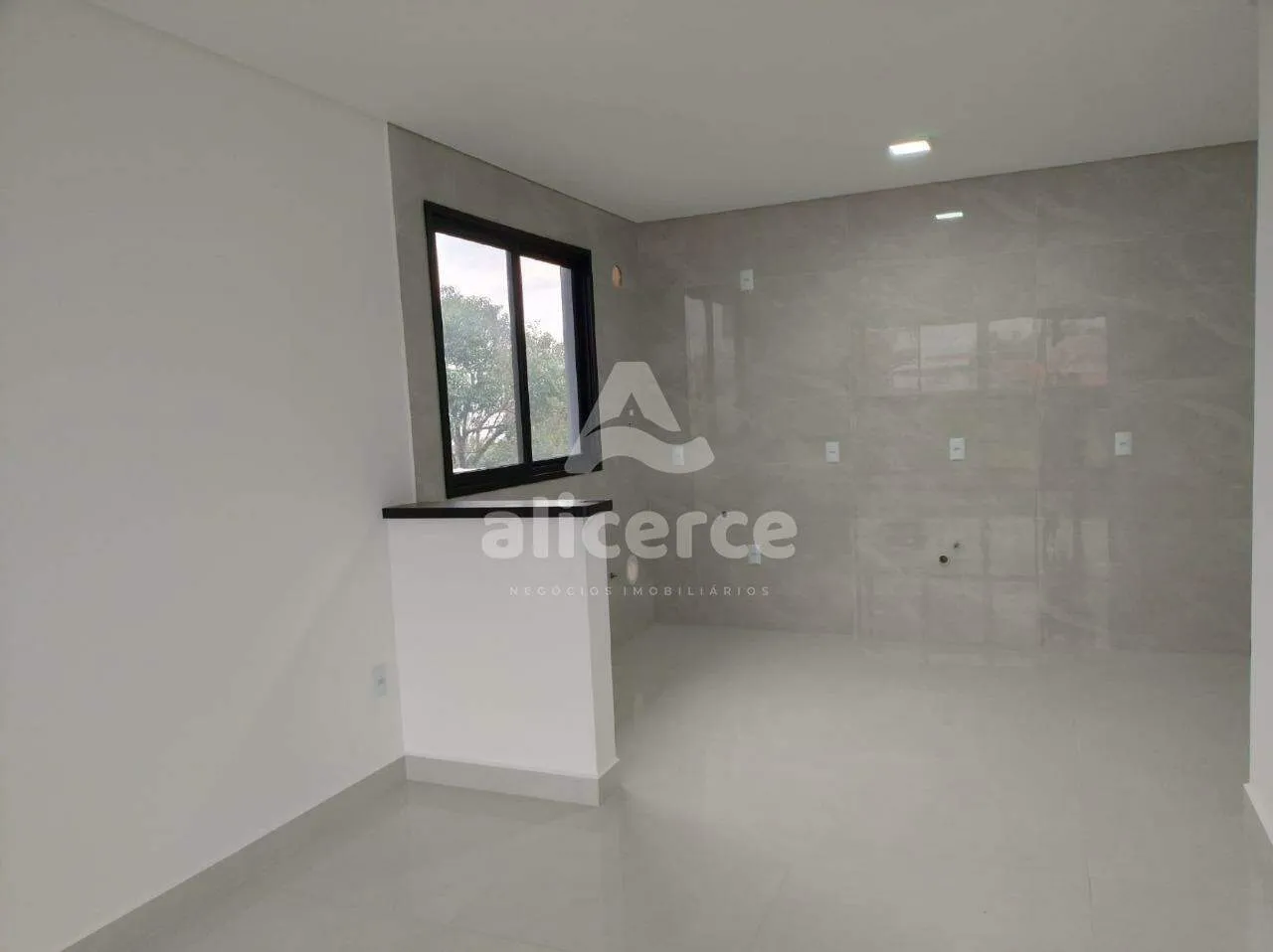 Imagem APARTAMENTO NOVO DE ALTO PADRÃO NA PINHEIRA - VIVA A POUCOS METROS DO MAR!