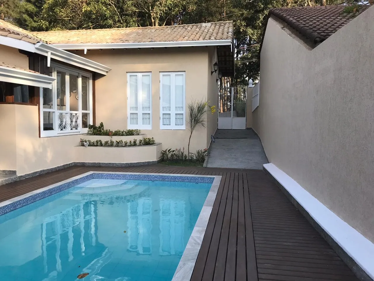 Imagem CASA À VENDA NO CONDOMÍNIO FECHADO MORADA DOS PÁSSAROS, ALDEIA DA SERRA