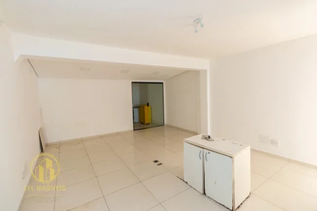 Imagem Casa comercial para venda, reformada e locada, no Brooklin