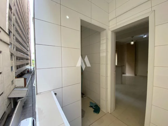 Imagem Apartamento com 2 dormitórios á venda em São Vicente