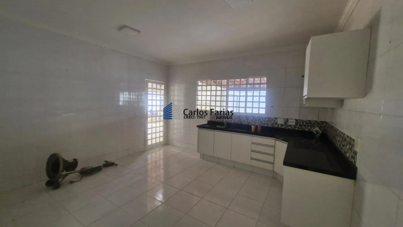 Imagem Casa em Condomínio para Venda em Brasília, Setor Habitacional Jardim Botânico, 4 dormitórios, 1 suíte, 3 banheiros, 4 vagas
