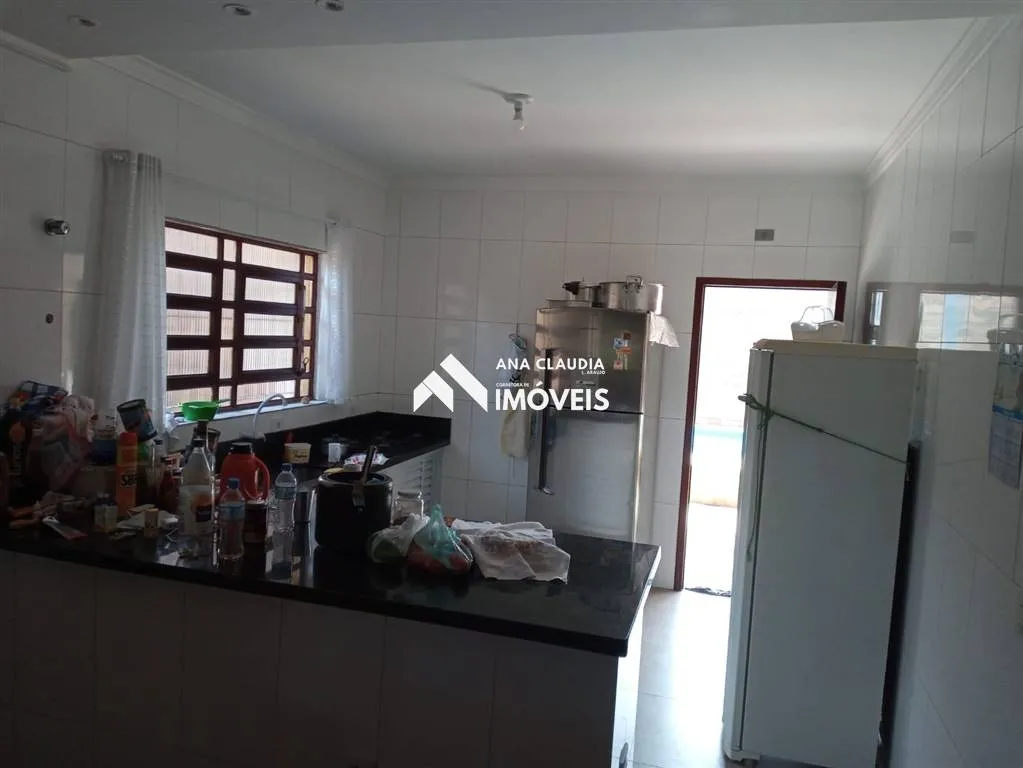 Imagem Casa lote inteiro na Praia de Mongaguá a 160 metros do mar