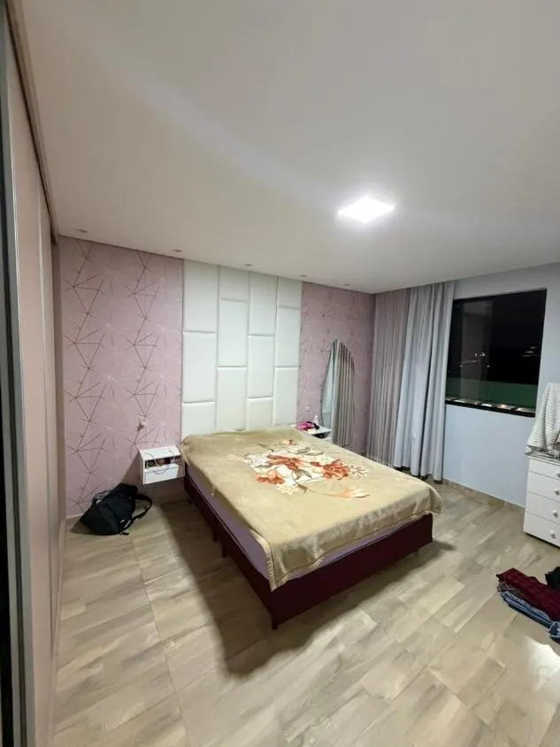 Imagem CASA DE LUXO À VENDA EM CONTAGEM/MG , Área de 915 m²