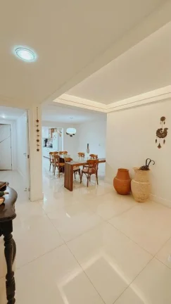 Imagem APARTAMENTO FRENTE MAR NA PRAIA DA COSTA 300m² 4 quartos 2 suítes 1 closet andar alto.