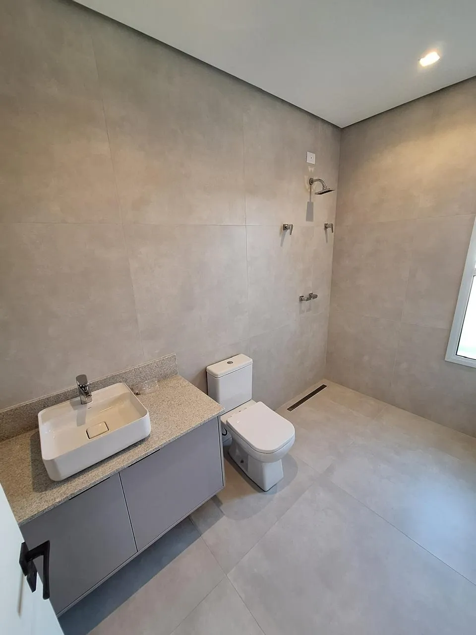 Imagem Casa de Alto Padrão Localizada no Alphaville Castelo Itu- Venda/ Locação