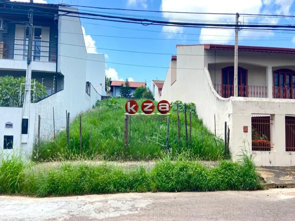 Foto do imóvel Terreno de 300m² à venda em Valinhos-SP, no bairro Parque Nova Suíça: sua oportunidade de construir o sonho!
