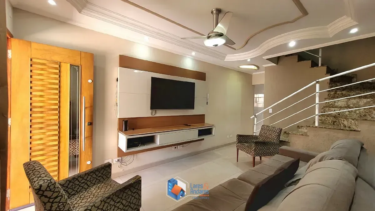 Imagem Sobrado para venda em Jardim Santa Adélia com 3 quartos, sendo 2 suítes, 97m²