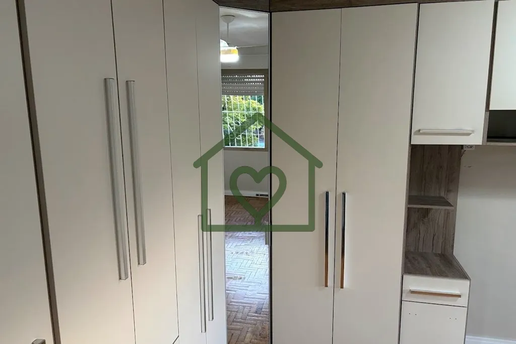 Imagem Excelente apartamento de dois dormitórios com 59m², localizado no segundo andar, ideal para famíl...