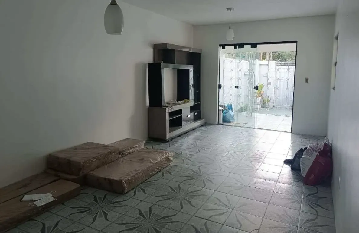 Imagem Casa com 2 Quartos para Alugar, 190 m² em Rosarinho - Recife