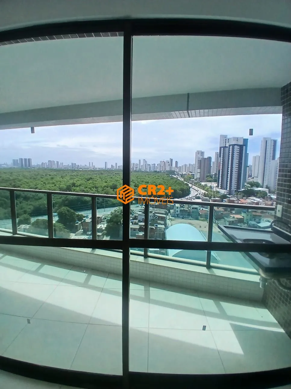 Imagem Apartamento Alto padrão - Boa Viagem - 04 Quartos - 2 Suites - 146m2 - Varanda