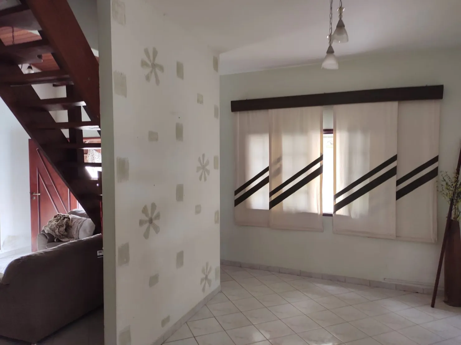 Imagem Casa à venda 3 Quartos, 1 Suite, 2 Vagas, 500M², Residencial Mombaça, Pindamonhangaba - SP