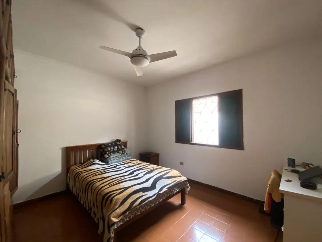 Imagem CASA ISOLADA 3 DORM E EDICULA LADO PRAIA FINANCIAMENTO BANCARIO ITANHAEM