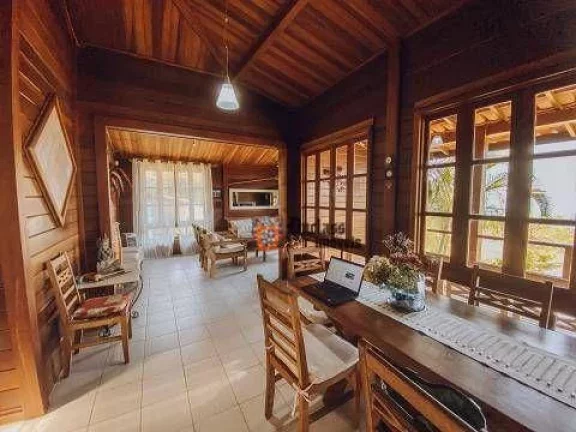 Imagem Casa com 4 dormitórios à venda, 180 m² por R$ 1.025.000,00 - Enseada - Ubatuba/SP