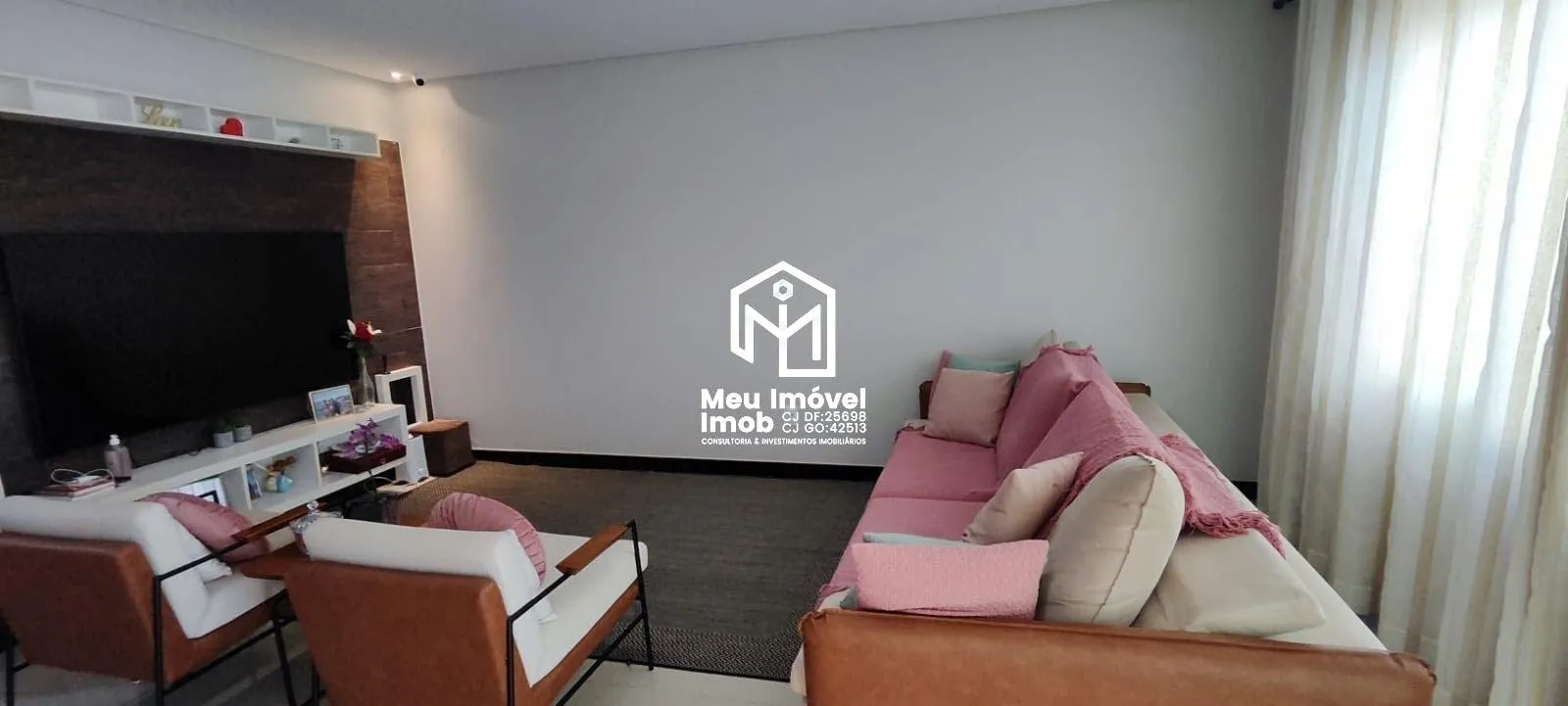 Imagem Casa 03 Quartos 3 Suítes 3 Vagas 200m² Sobradinho/DF