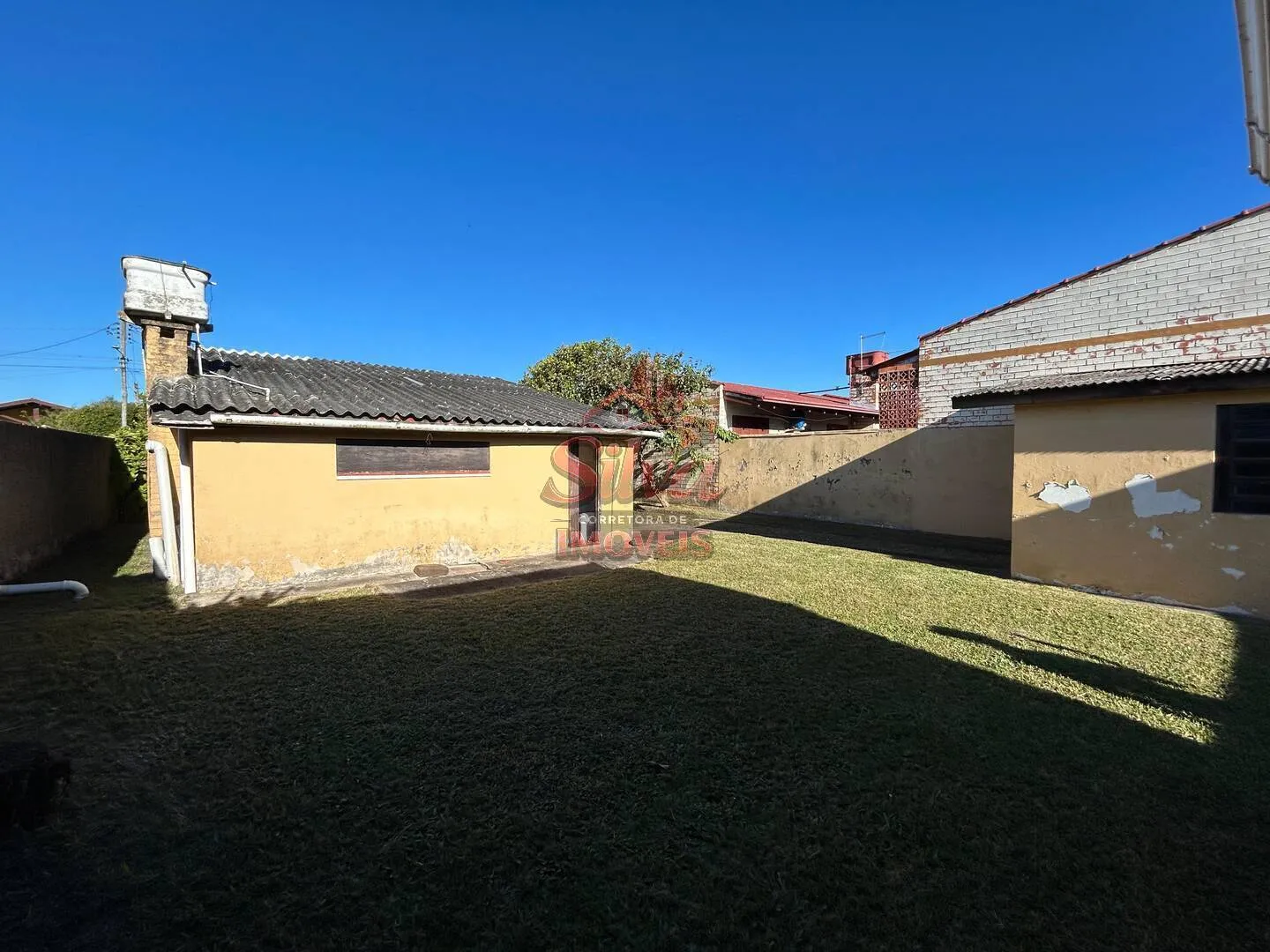 Imagem Casa 2 dormitórios a 300m do mar com pátio cercado