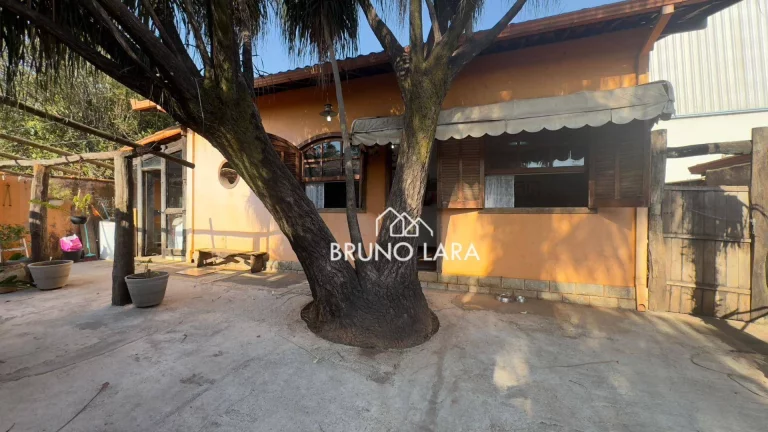 Imagem Casa a venda em Igarapé MG / Centro