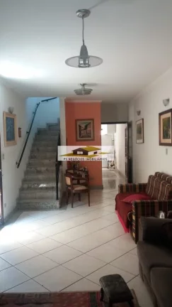 Imagem Sobrado para venda com 200m2 na Bosque da Saúde