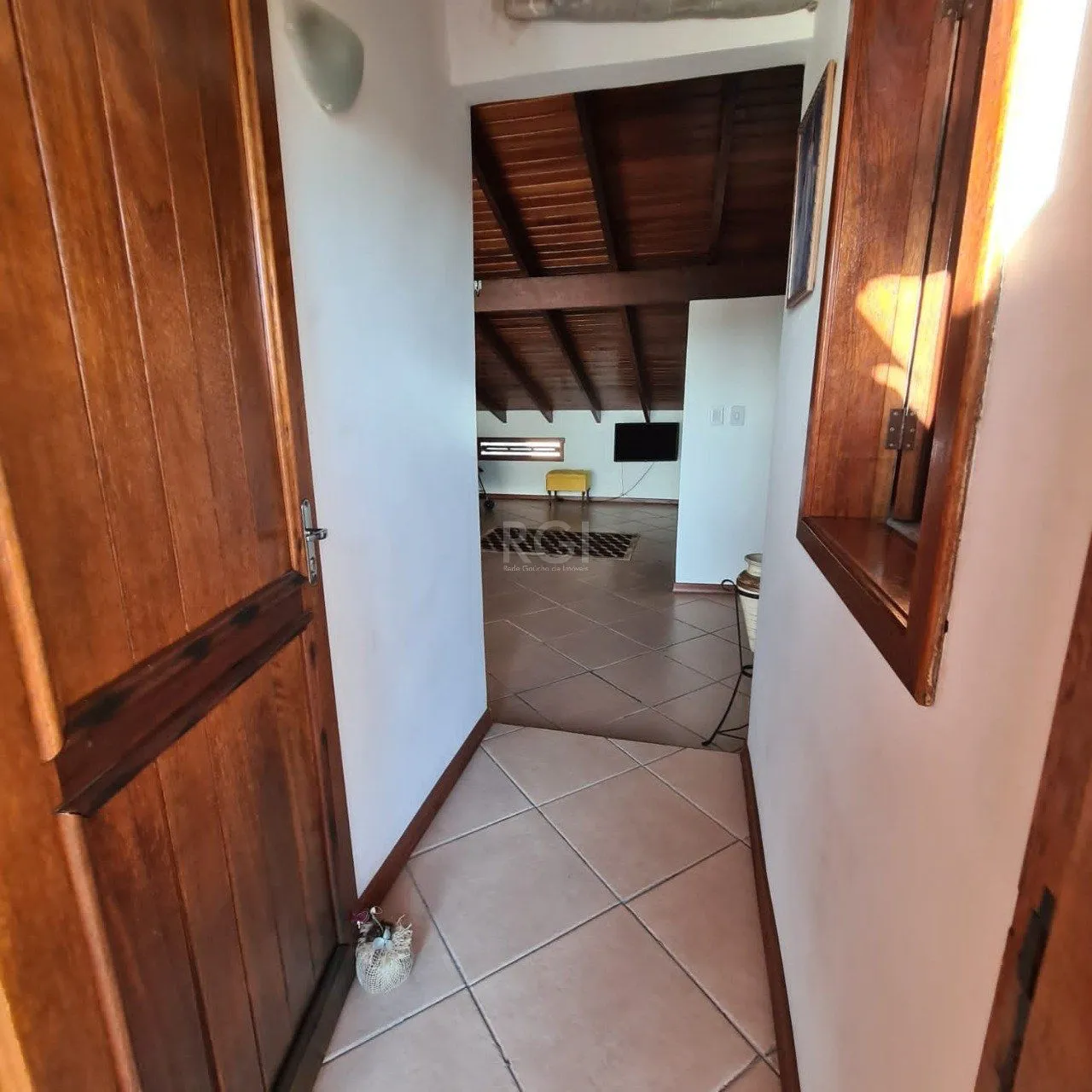 Imagem Casa no bairro Hípica - 4 dormitórios