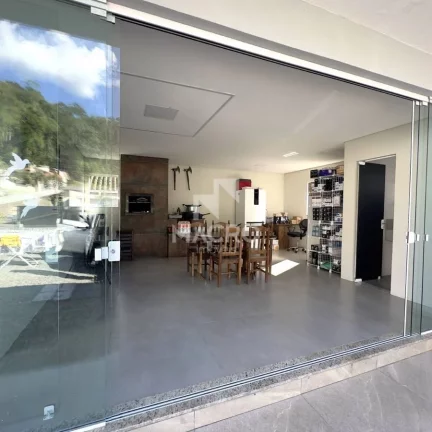 Imagem Casa com Piscina | Vila Nova | 2 quartos (1 suíte com closet) | 100m²