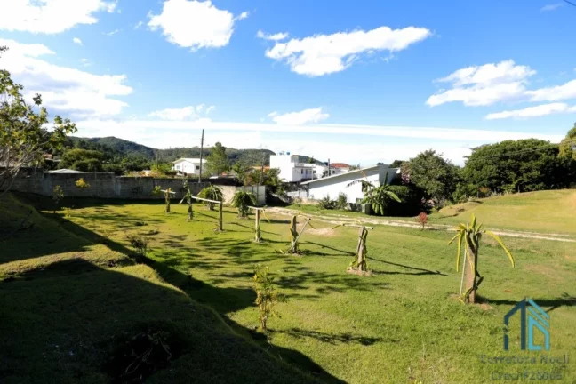 Imagem Sítio Lindo, com uma bela cachoeira, com cabanas e casa, em Governador Celso Ramos - SC
