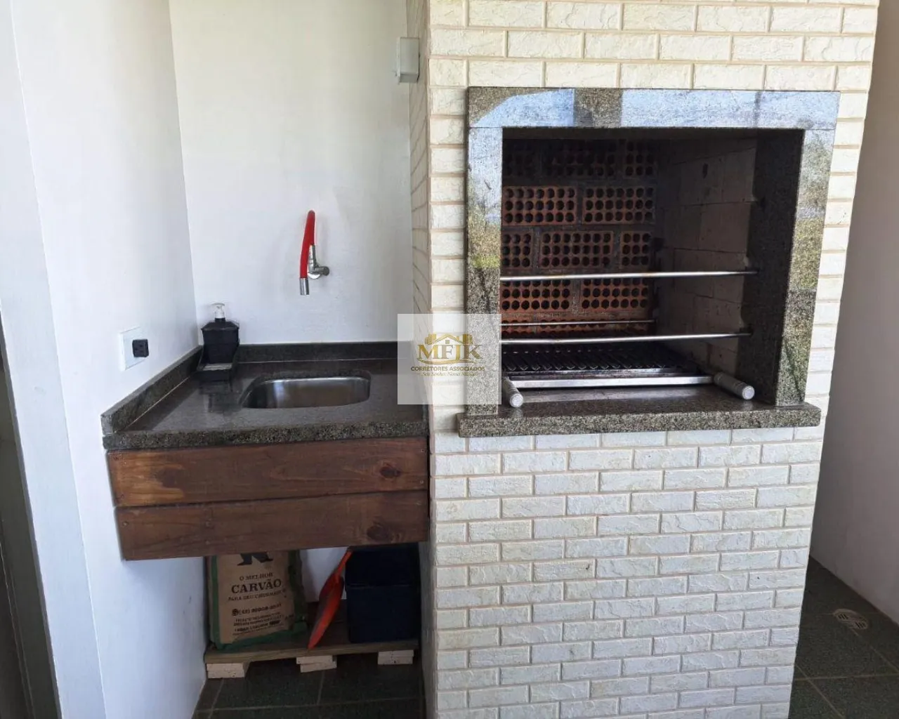 Imagem Imperdível! Casa beira mar com 4 suítes no Atami Norte, Pontal do Paraná-PR - 297m² - 2 vagas - Agende sua visita!
