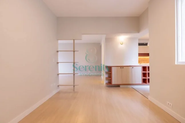 Imagem Apartamento à venda no Edifício Dom João VI - R$765.000,00 - 3 dormitórios - 3 suítes - 2 vagas - 147m² - Centro - Londrina/PR