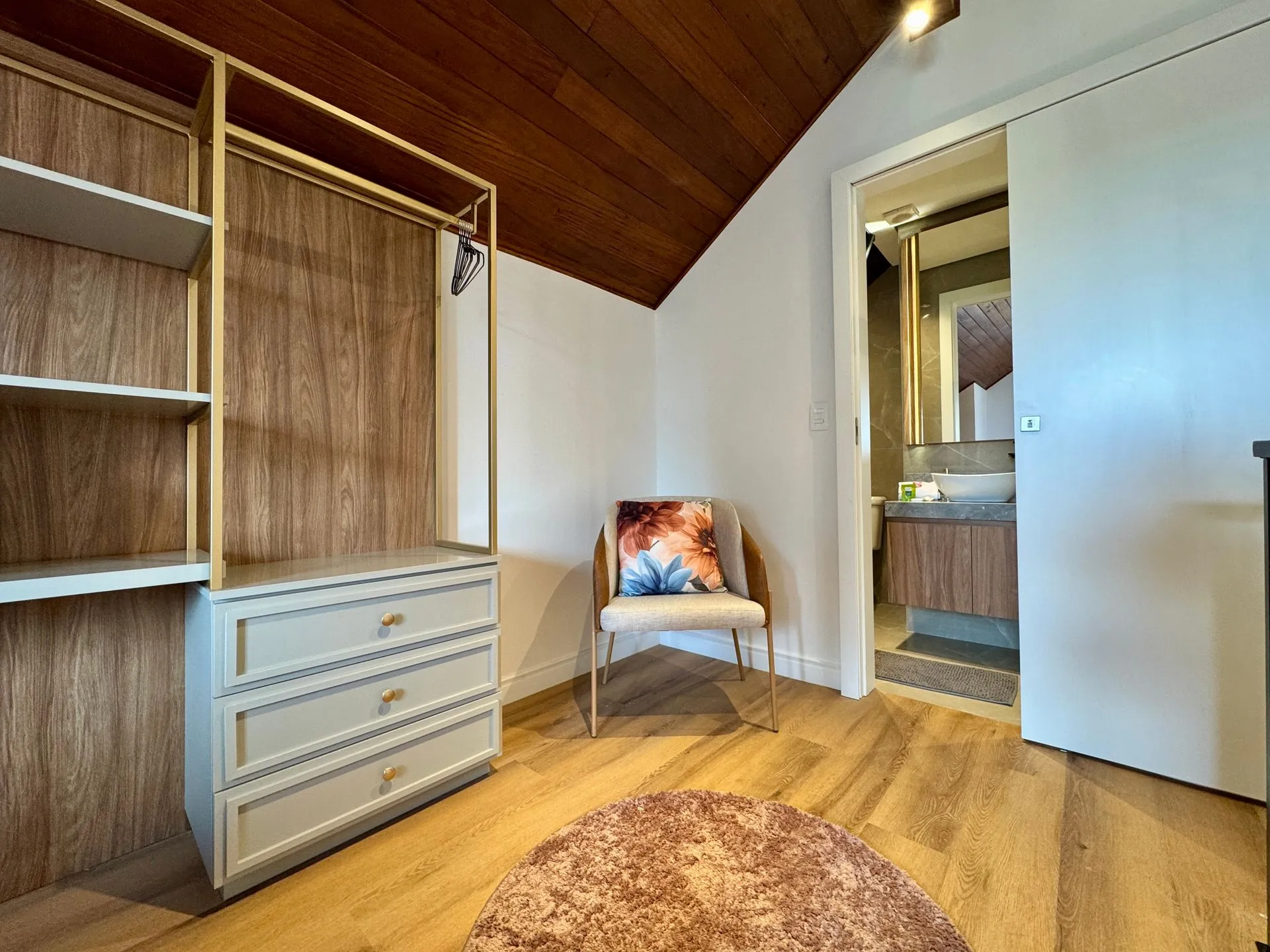 Imagem Duplex à venda em Gramado, Carniel, com 3 quartos, 88m2