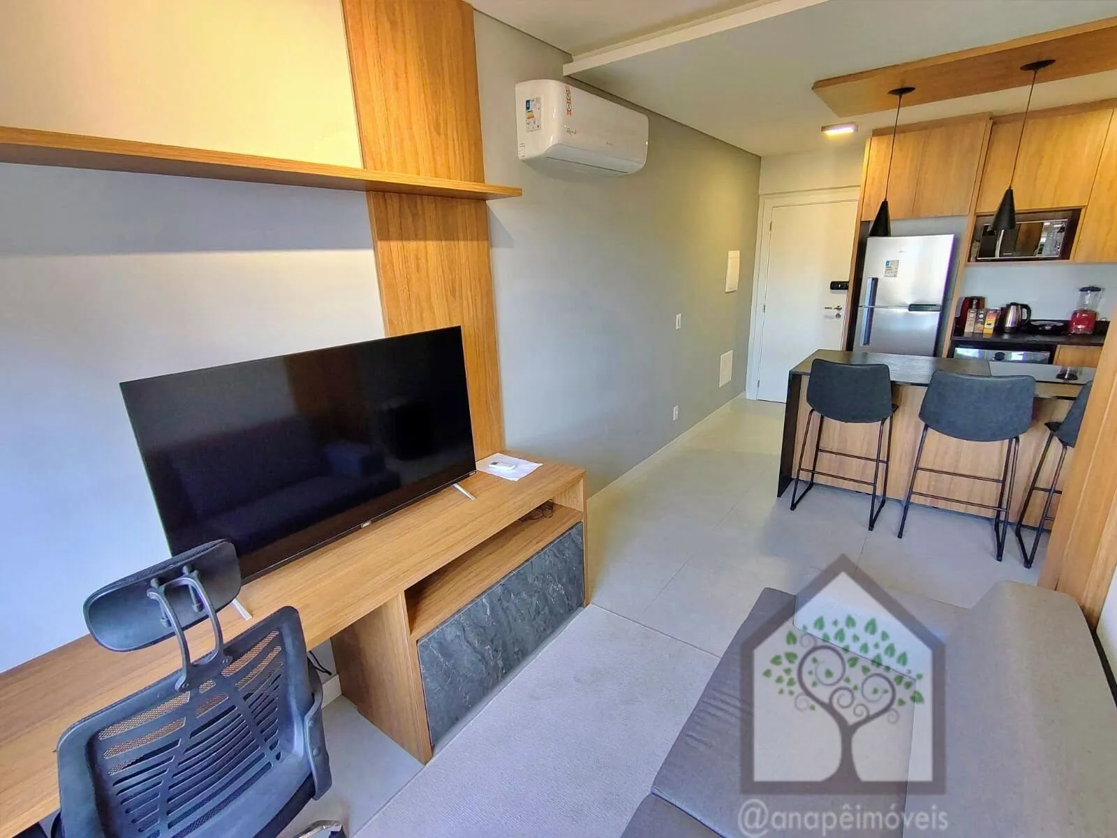 Imagem Studio Mobiliado 22m² na Carvoeira, Próximo à UFSC - Pronto para Morar ou Investir