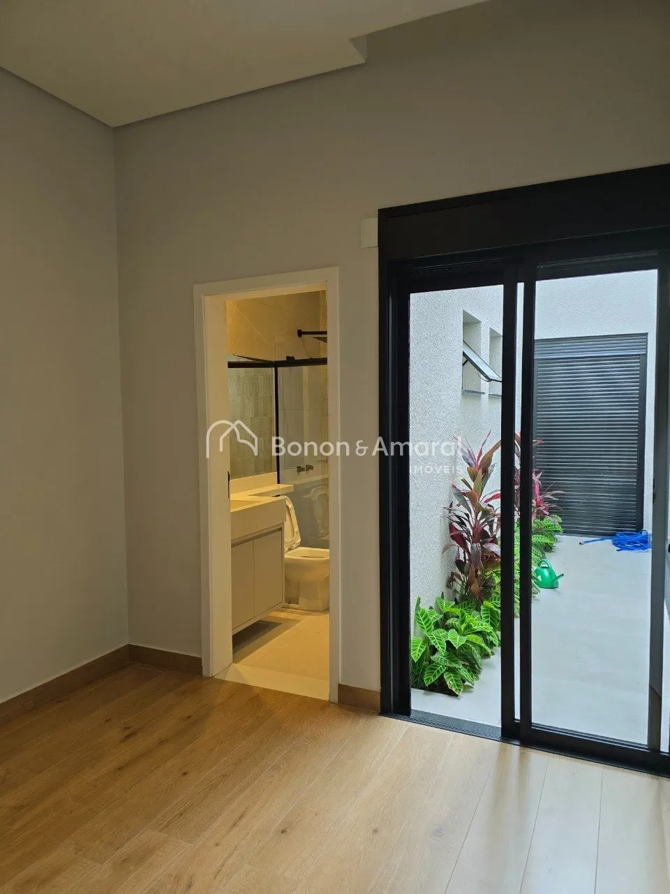 Imagem Casa à venda com 3 quartos ( 3 suítes + escritório) no Condomínio Santorini, Parqur Brasil 500, Paulínia